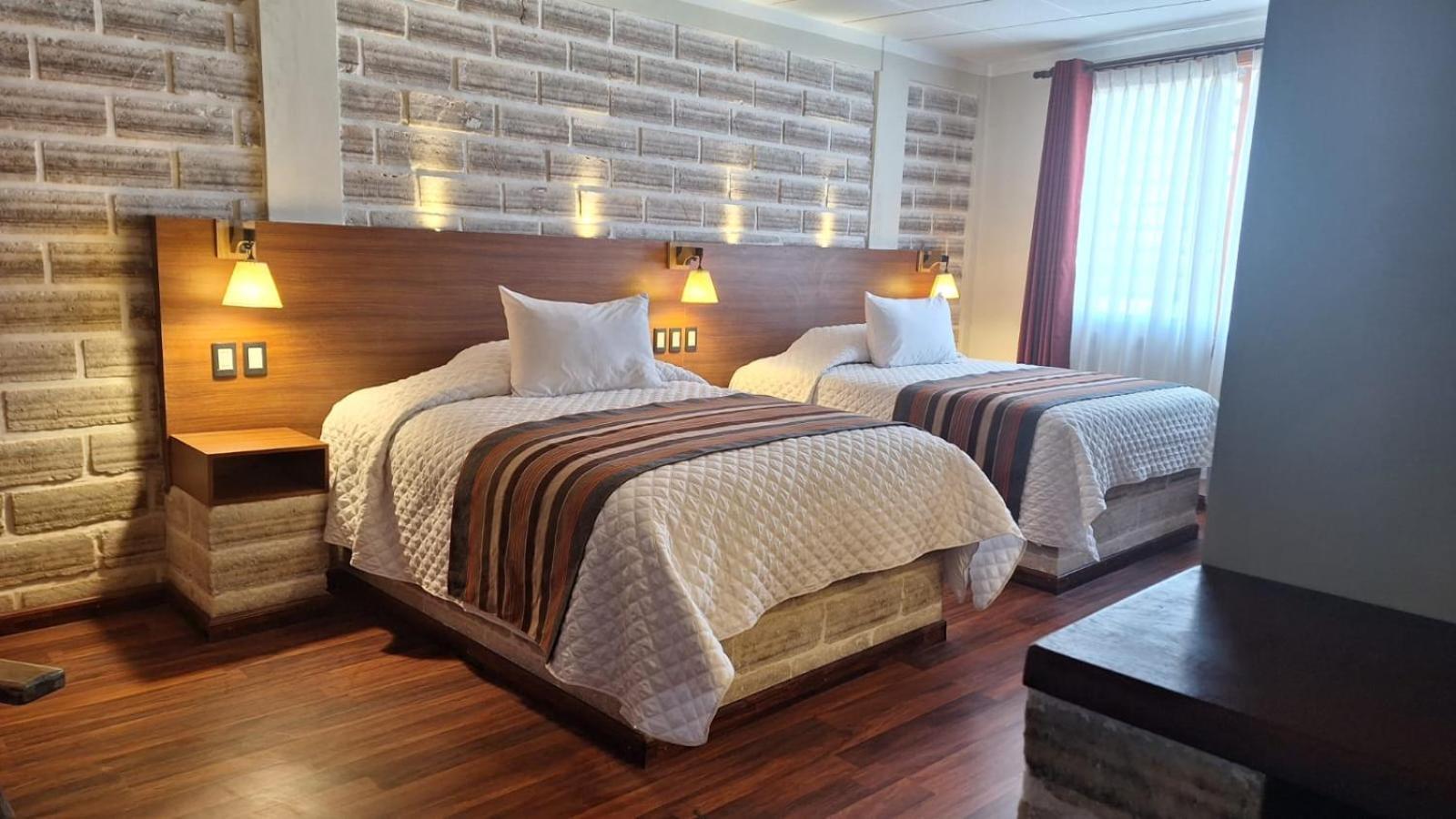 Hotel De Sal Atipax Uyuni Bagian luar foto